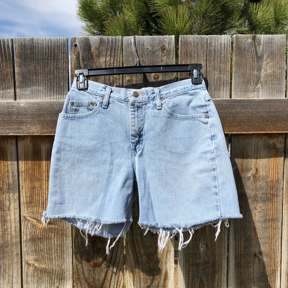Vintage High Waisted Rider Cut Off Jean Shorts - Picture 7 of 8